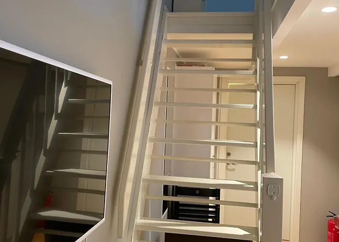 Harbor Hideaway - Apt1 *